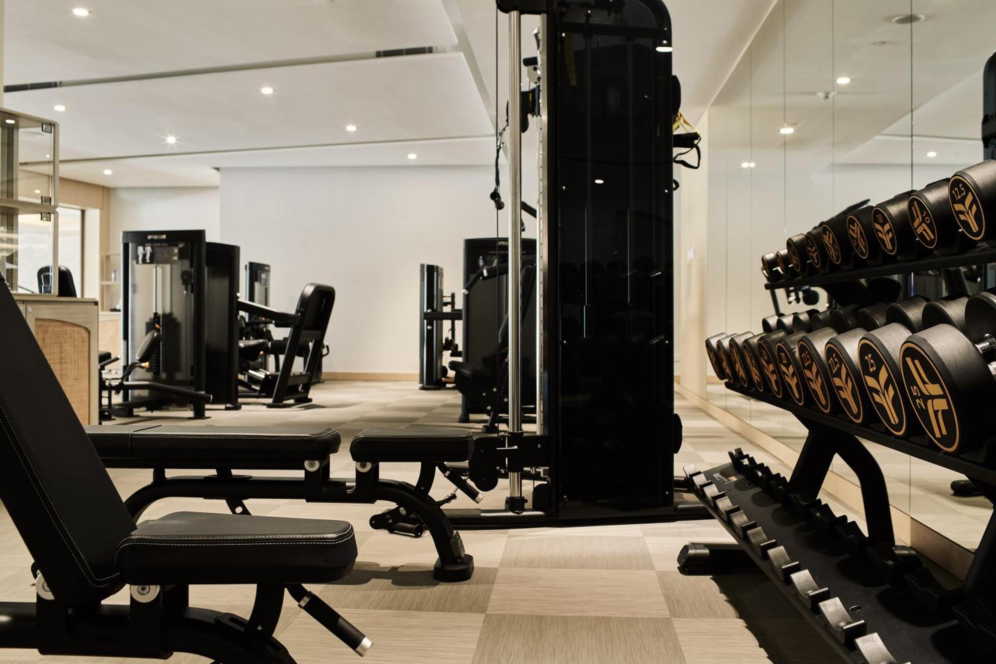 City Of Dreams Mediterranean - Integrated Resort, Casino & Entertainment Limisso Esterno foto The gym at The Dorchester
