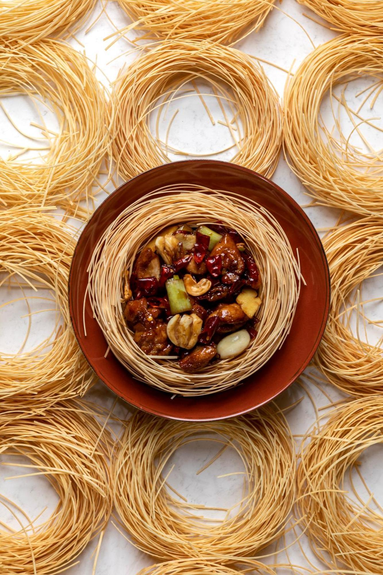 City Of Dreams Mediterranean - Integrated Resort, Casino & Entertainment Limisso Esterno foto A bowl of dry bee hoon