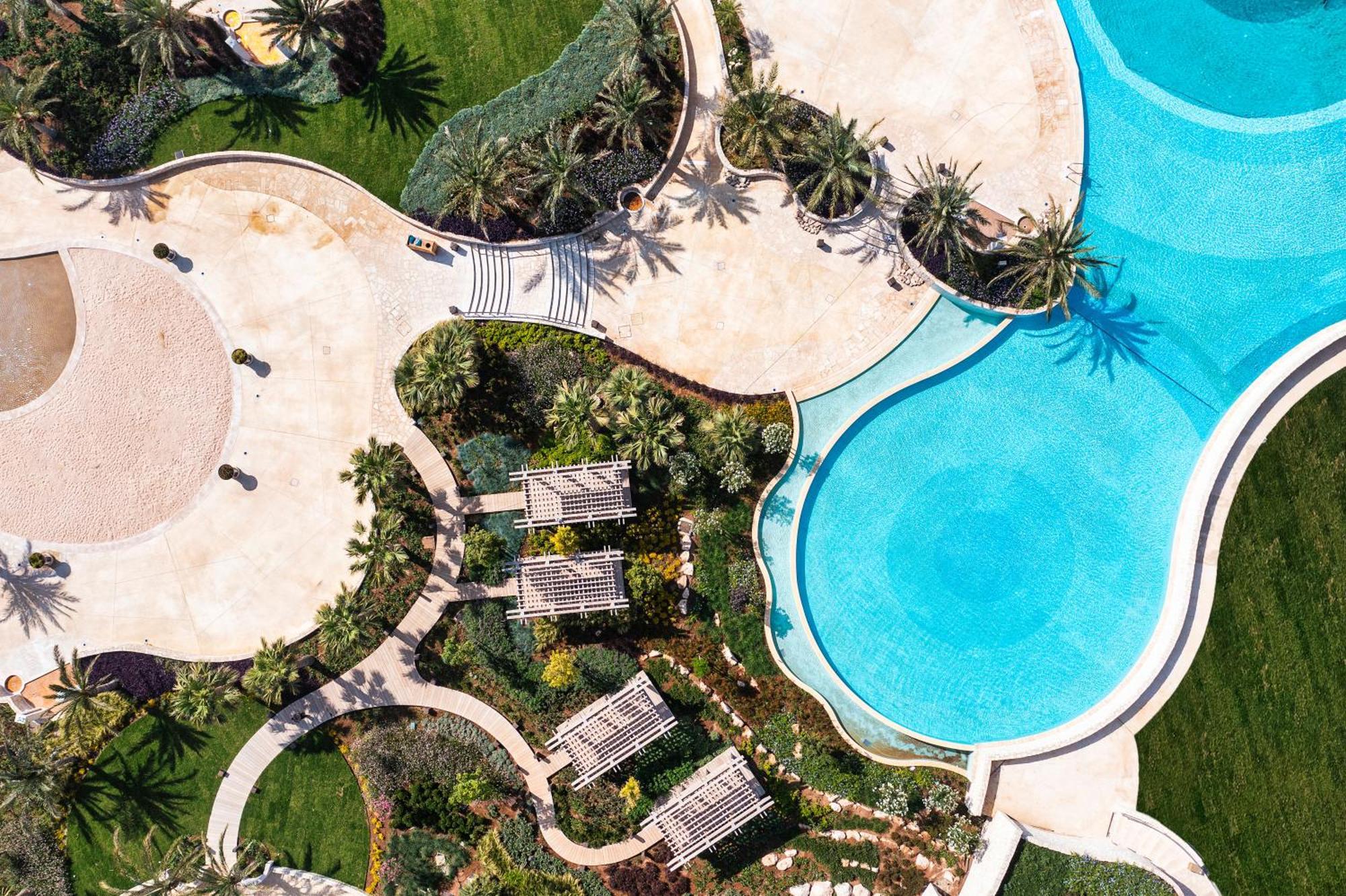 City Of Dreams Mediterranean - Integrated Resort, Casino & Entertainment Limisso Esterno foto Aerial view of the resort