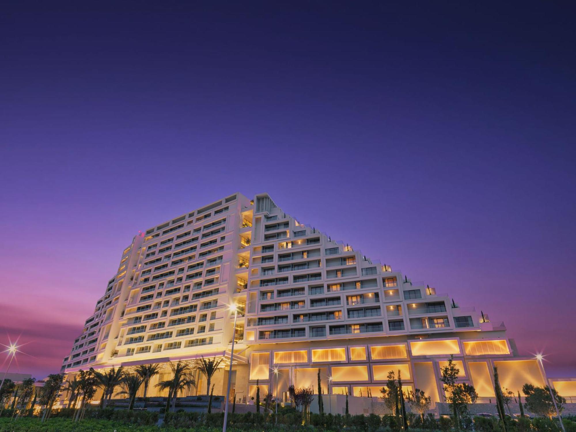 City Of Dreams Mediterranean - Integrated Resort, Casino & Entertainment Limisso Esterno foto The Royal