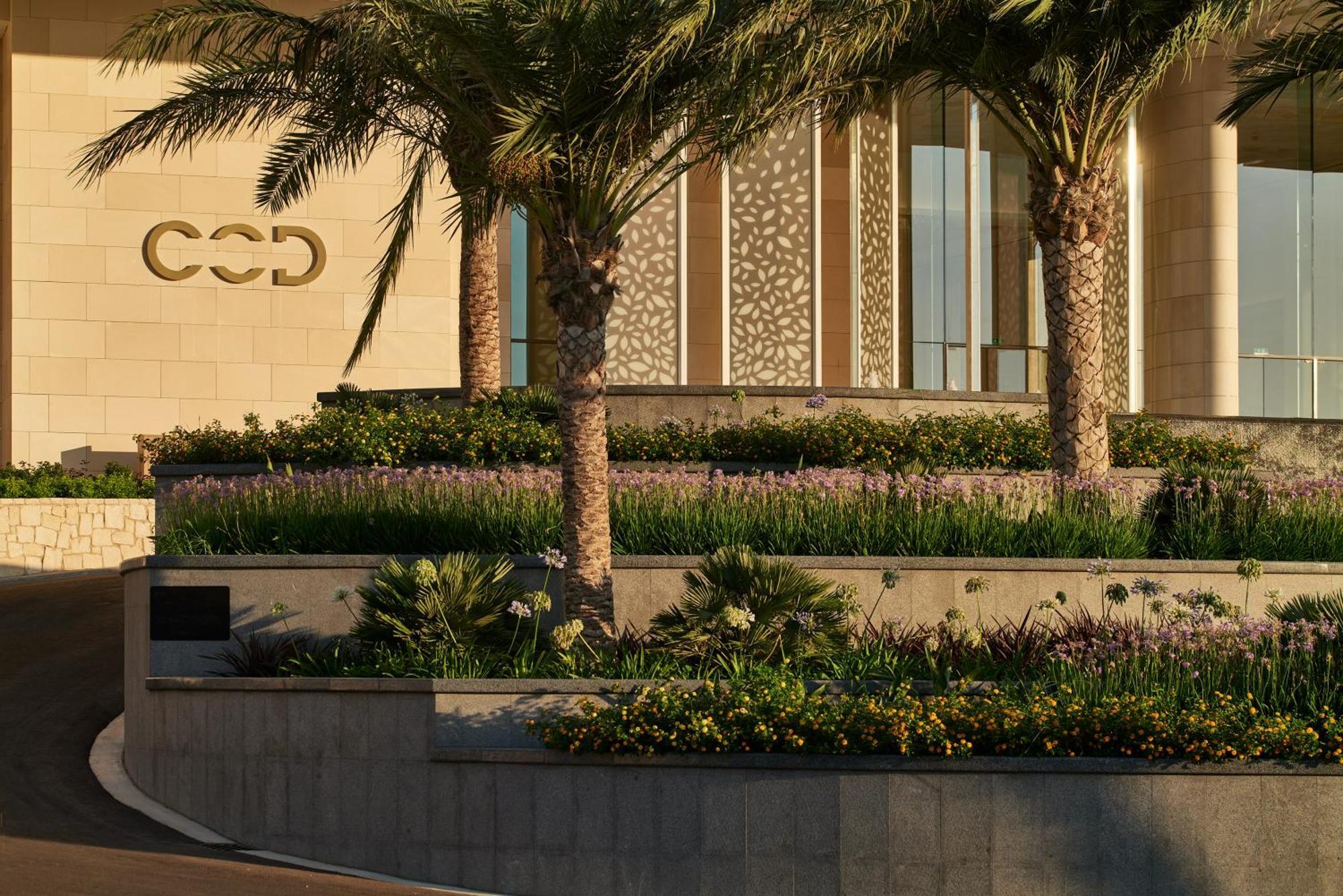City Of Dreams Mediterranean - Integrated Resort, Casino & Entertainment Limisso Esterno foto The entrance of the hotel